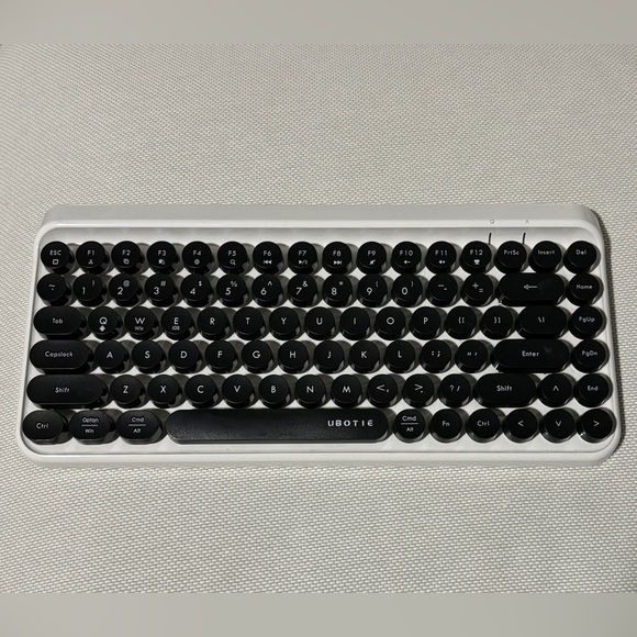 Ubotie Bluetooth Keyboard - Picture 1 of 5